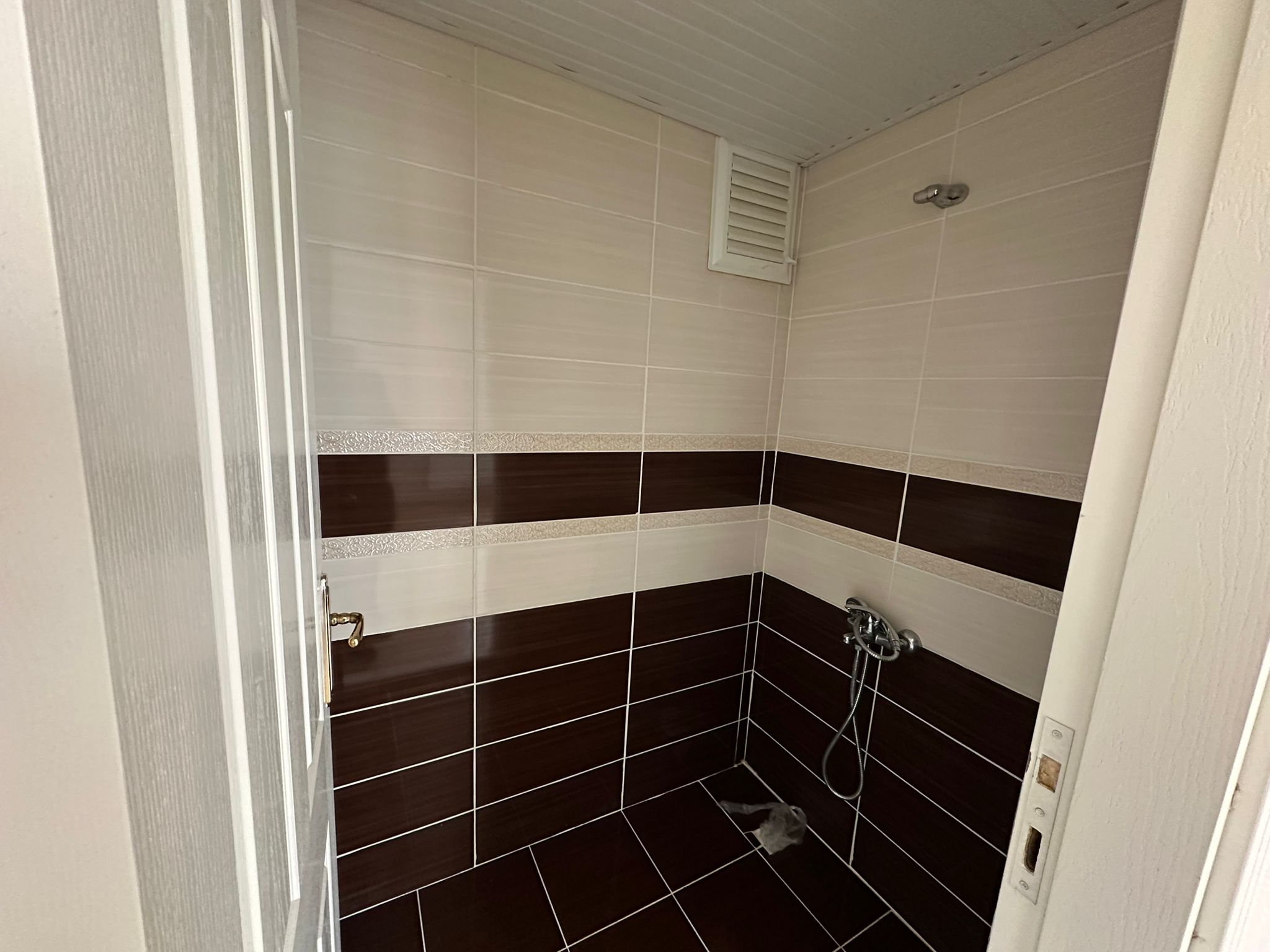 KURTULUŞ MAHALLESİNDE 3+1 SATLIK DAİRE